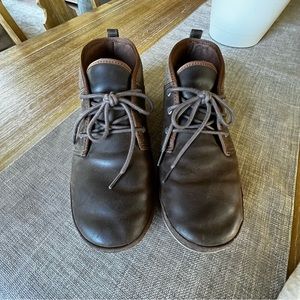 Teva Mens Cedar Canyon Waxed Leather Size 9.5